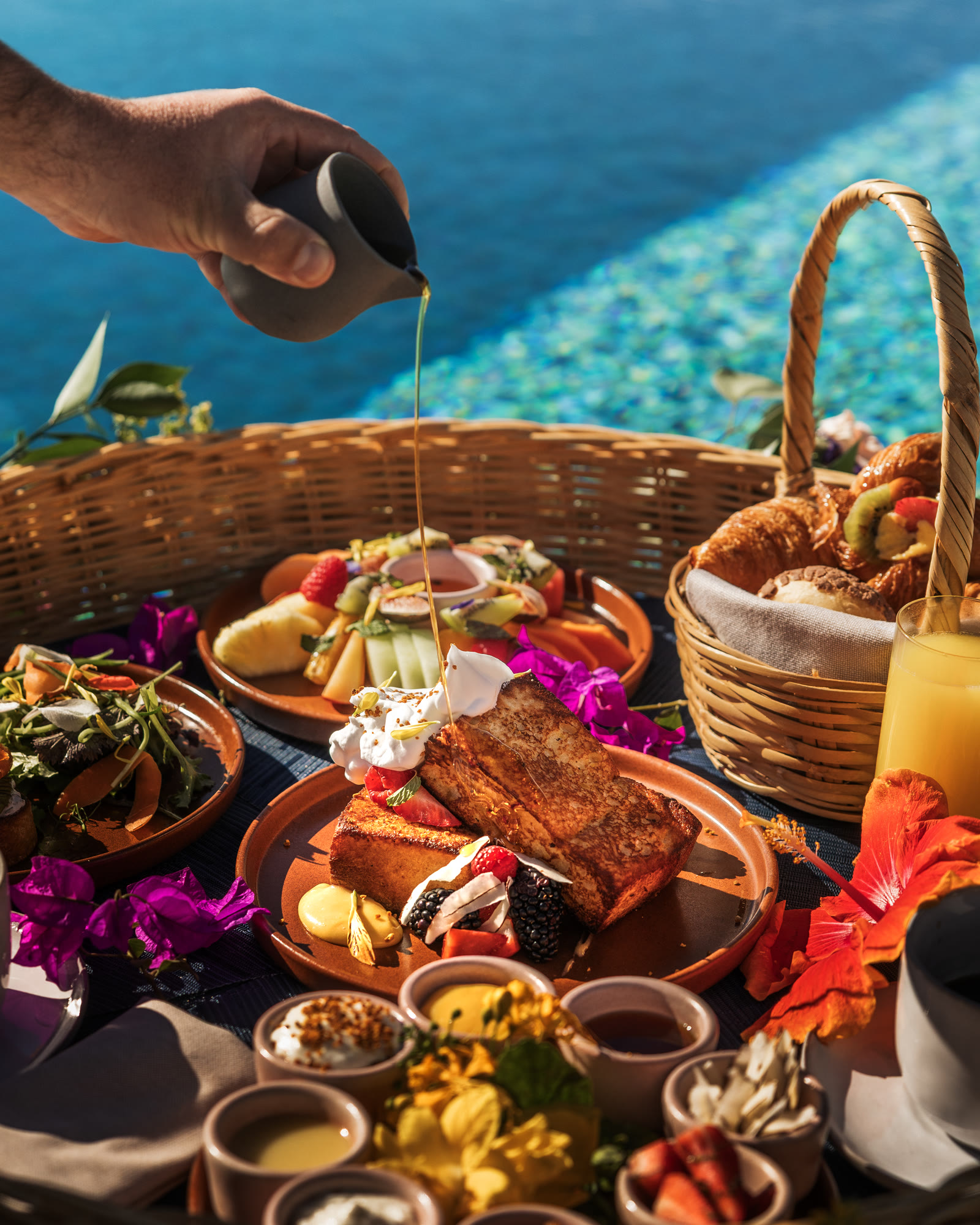 Floating breakfast · Four Seasons Los Cabos