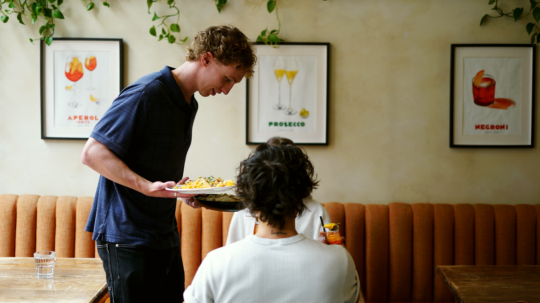 Lunch arrives · Fiorino